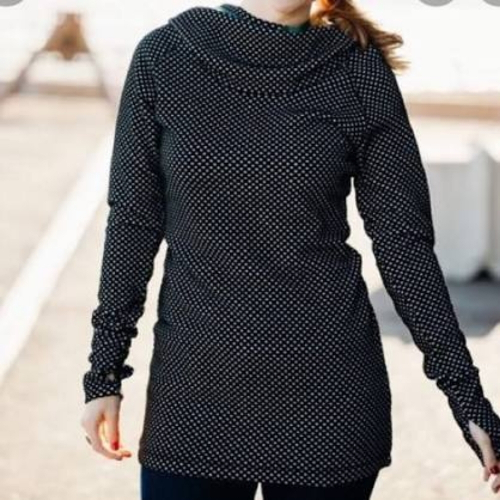 Betabrand Cowl Neck Tunic Black and White Size L